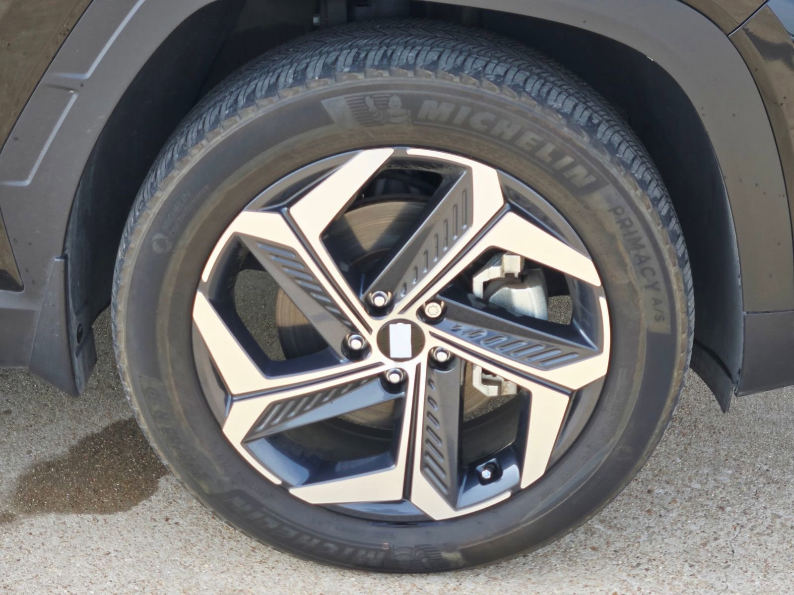 Certified 2024 Hyundai Tucson Limited image 9