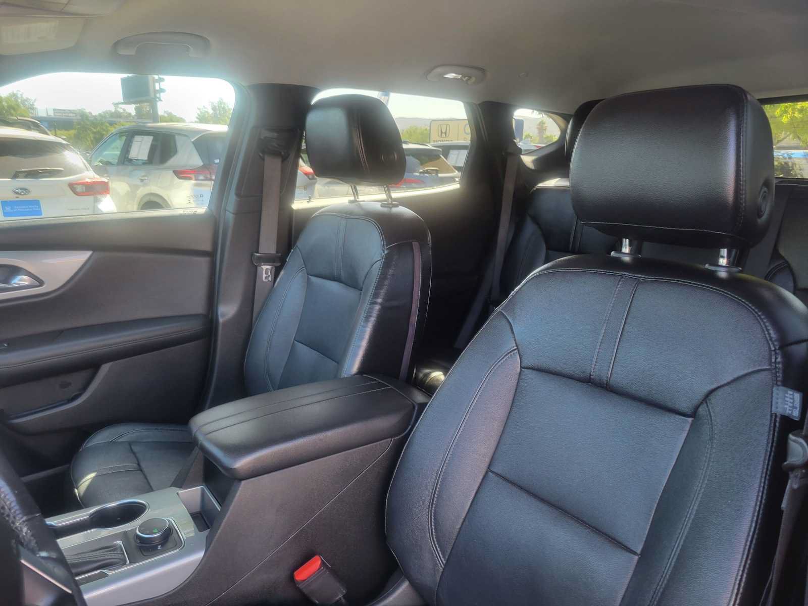 Used 2019 Chevrolet Blazer LT FWD image 21