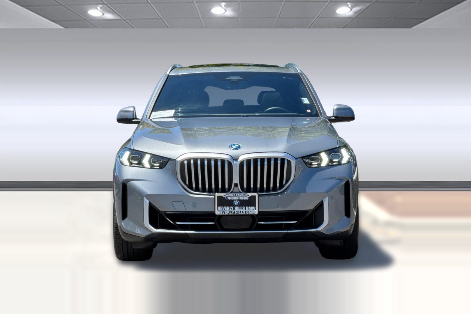 Used 2026 BMW X5 xDrive50e w/ Climate Comfort Package AWD/4WD image 6