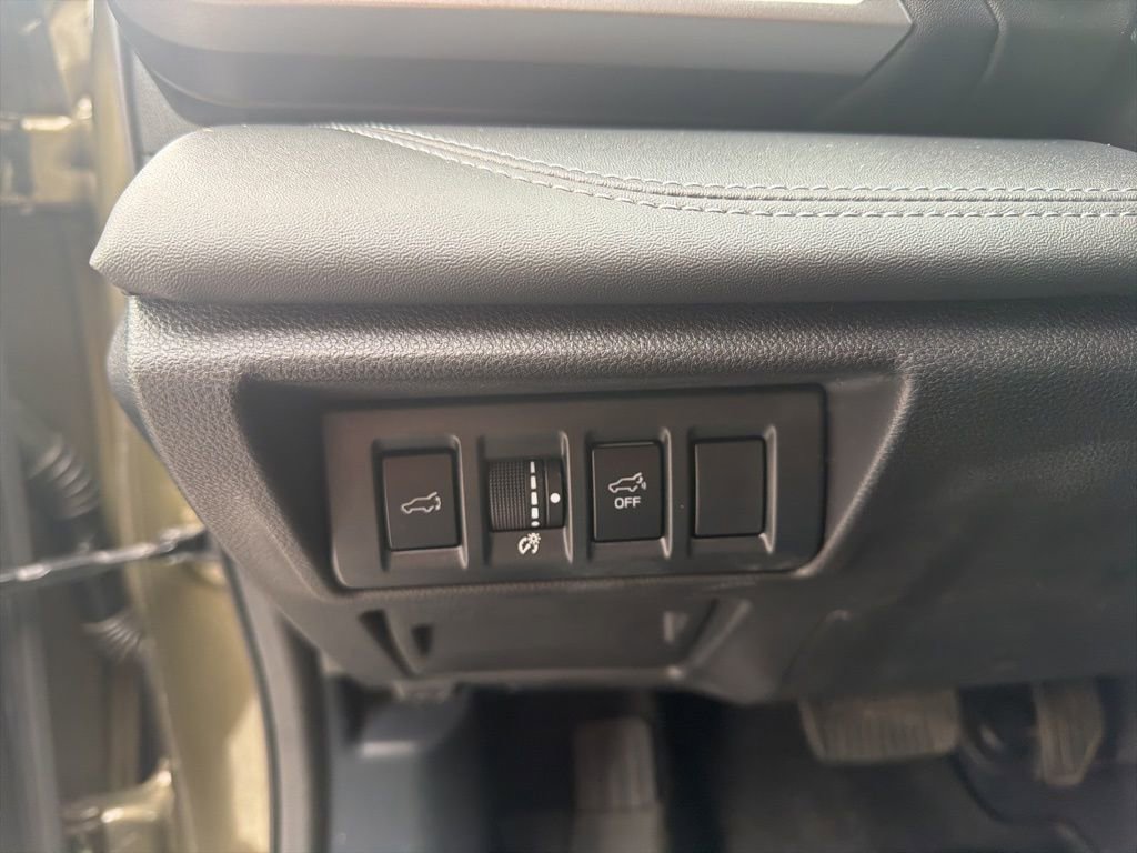 Used 2022 Subaru Outback Limited image 13