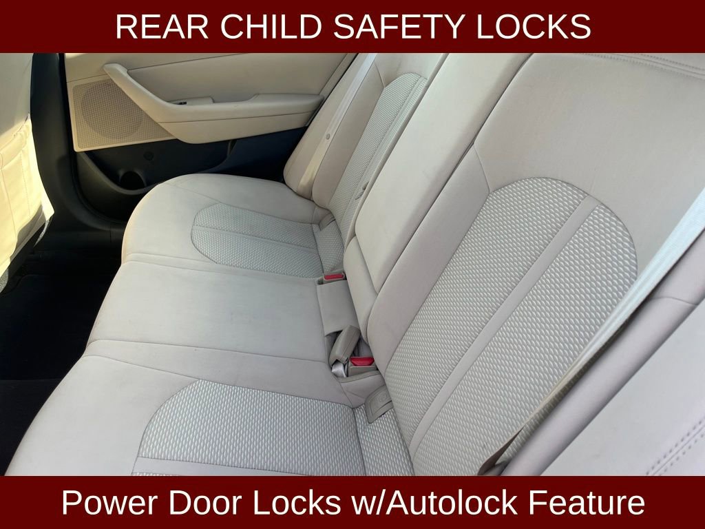 Used 2015 Hyundai Sonata SE w/ Option Group 09 image 16