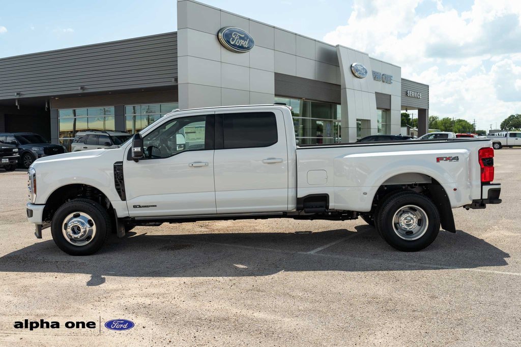 Used 2025 Ford F350 Platinum image 10