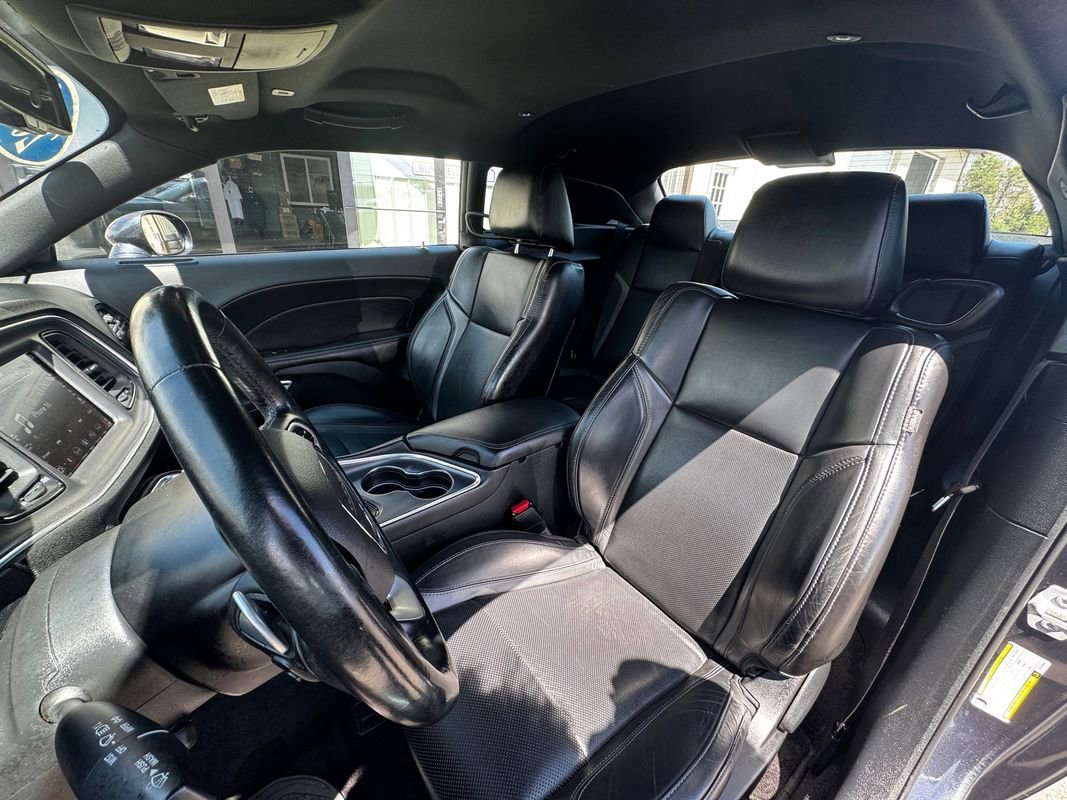 Used 2018 Dodge Challenger GT AWD/4WD image 3