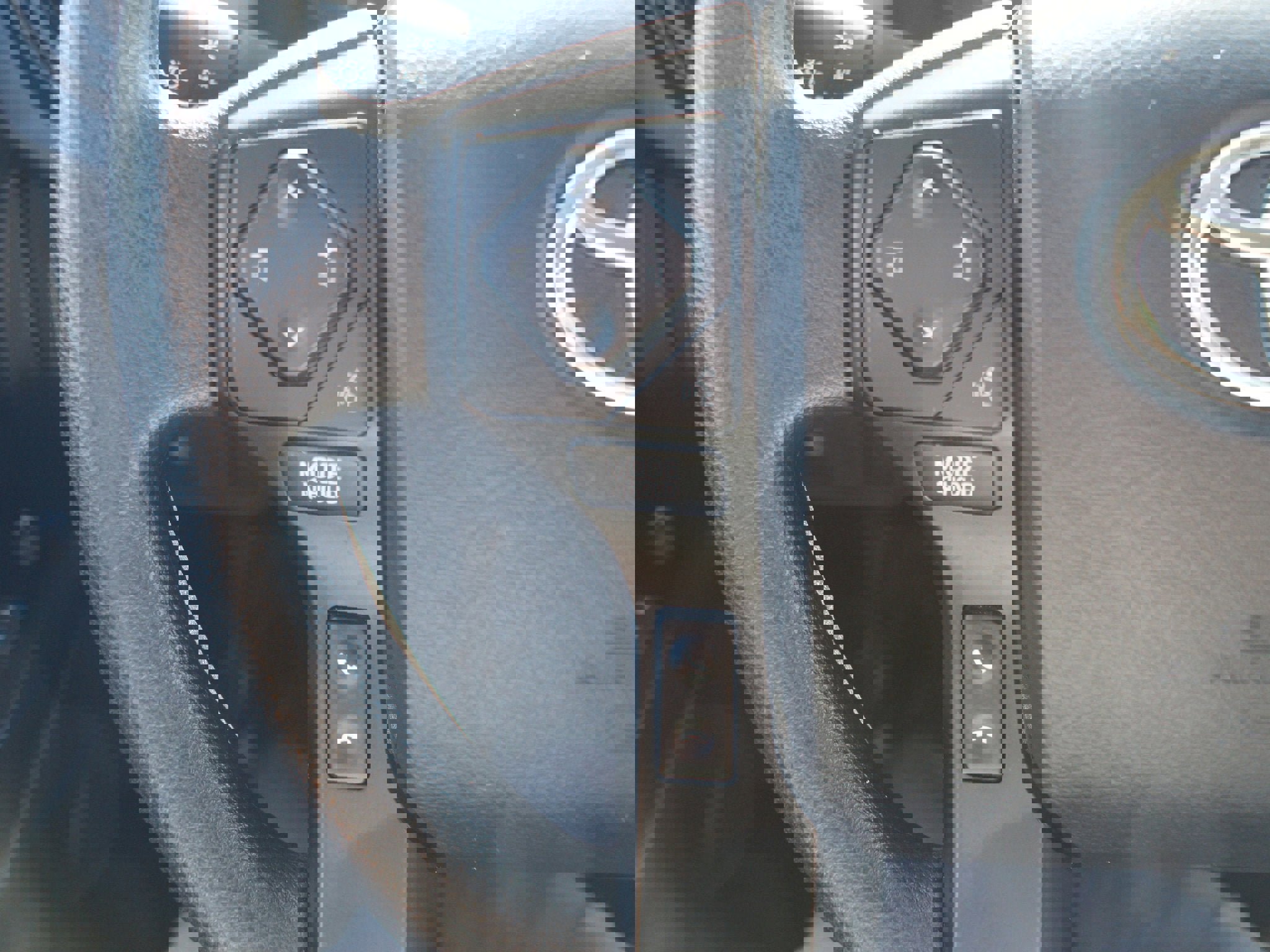 Used 2023 Toyota Tacoma SR w/ SR Convenience Package image 7