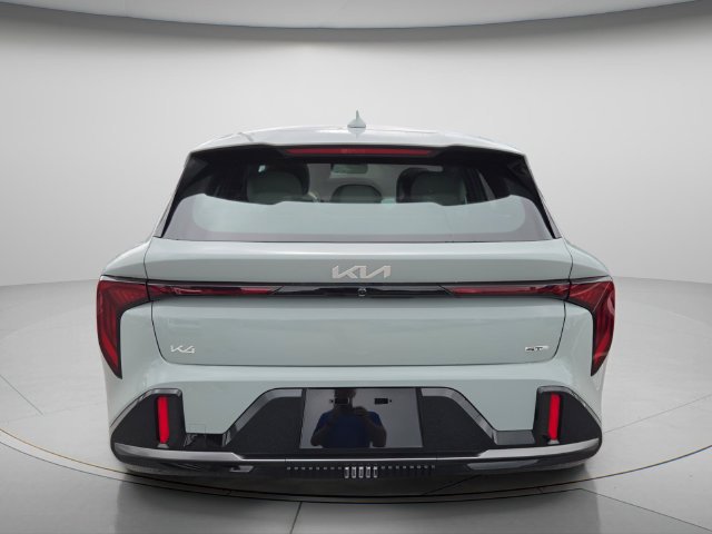 New 2026 Kia K4 GT-Line Turbo FWD image 4
