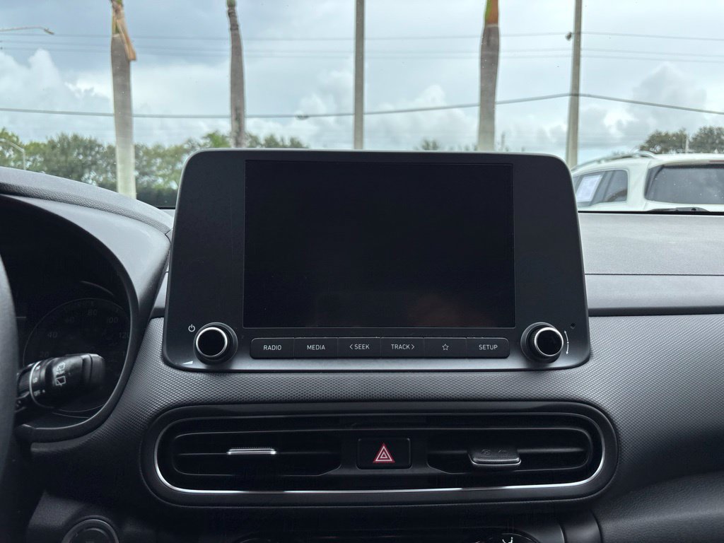 Used 2023 Hyundai Kona SEL FWD image 23