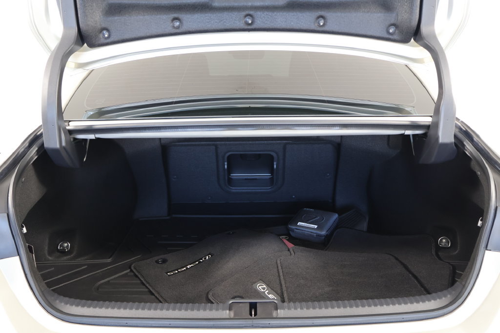 Used 2025 Lexus ES 350 w/ Luxury Package FWD image 7