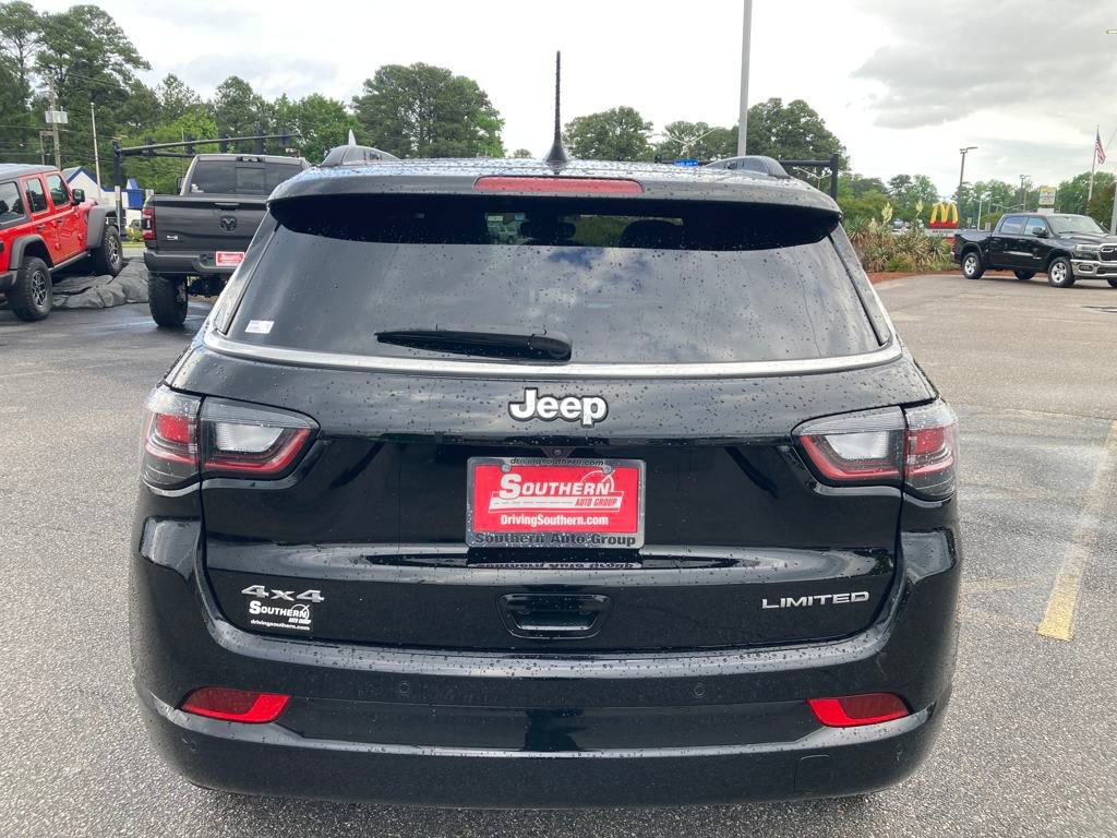 New 2024 Jeep Compass Limited w/ Elite Group image 4