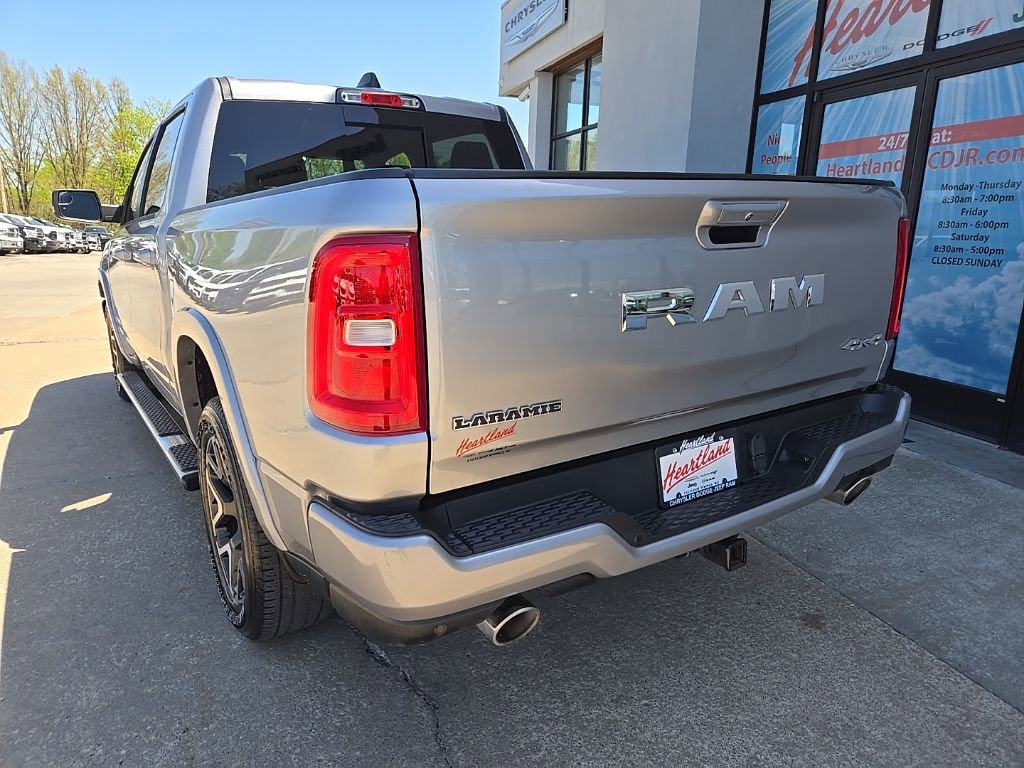 Used 2025 RAM 1500 Laramie w/ Sport Appearance Package AWD/4WD image 8