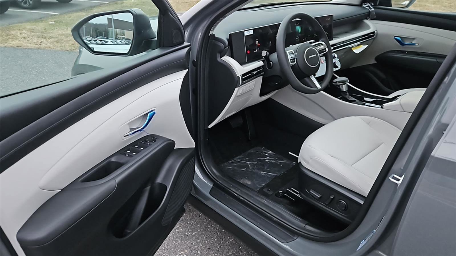 New 2026 Hyundai Tucson SEL image 9