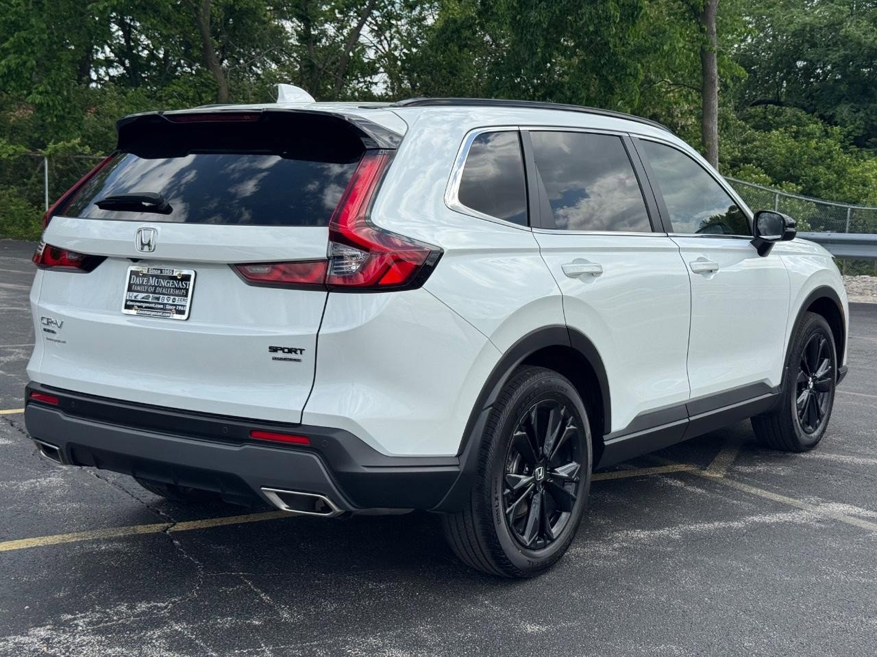 Certified 2023 Honda CR-V Sport Touring image 4