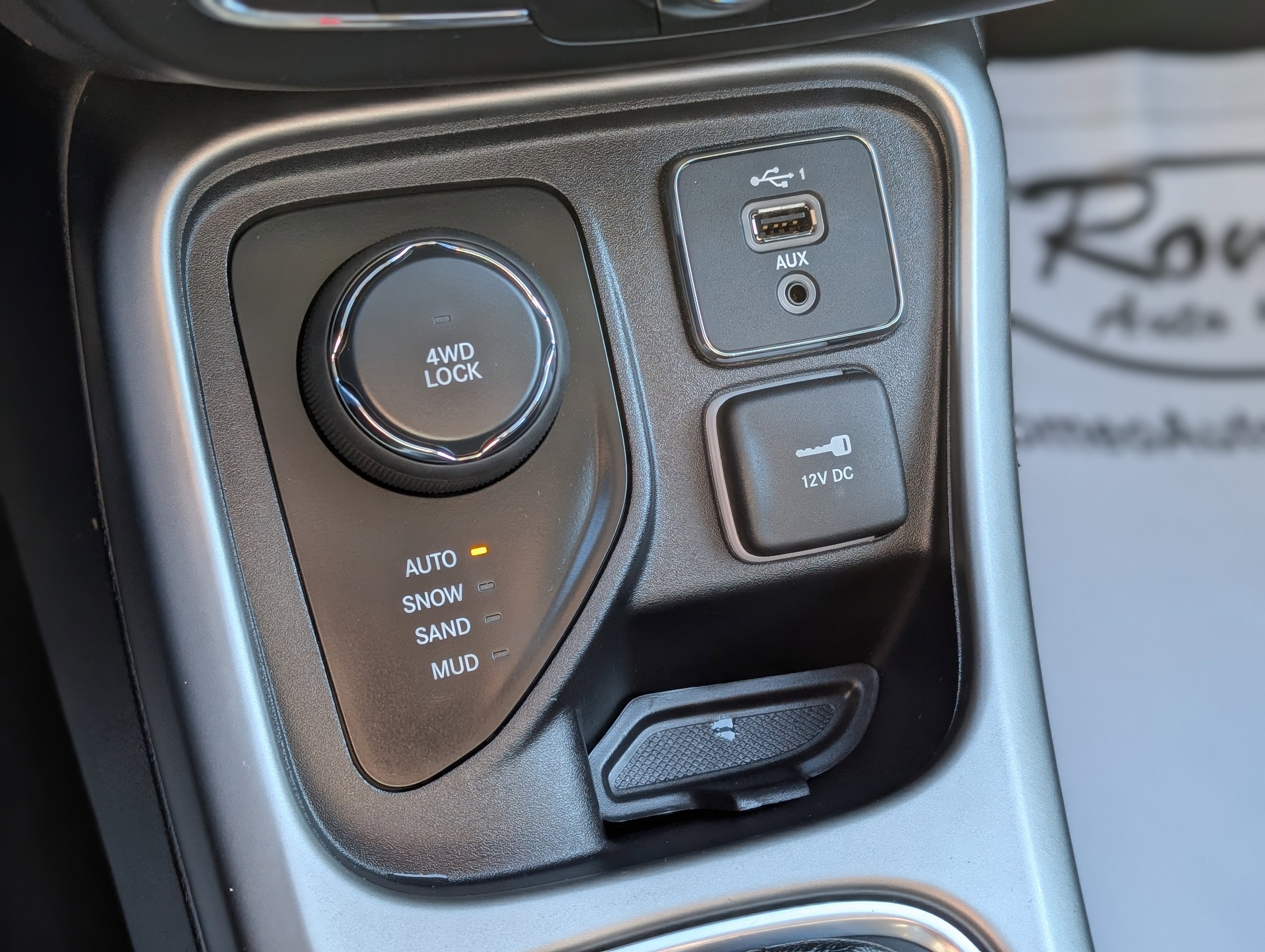 Used 2021 Jeep Compass Sport image 4