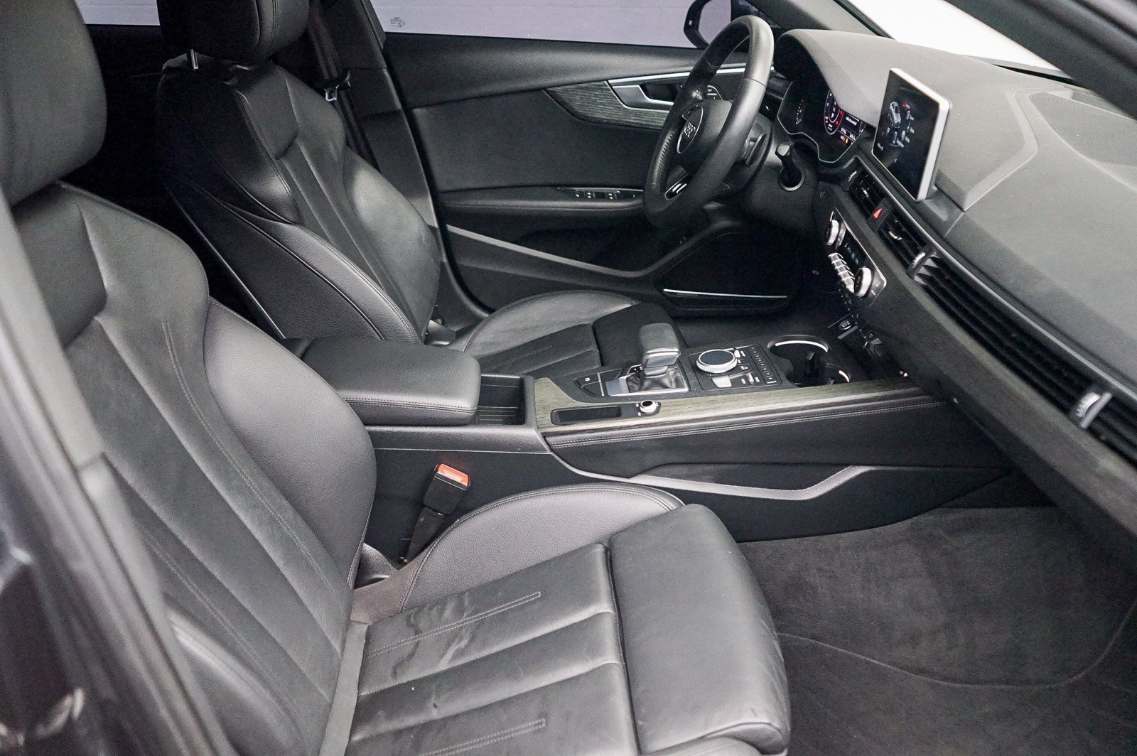 Used 2019 Audi A4 2.0T Premium Plus FWD image 11