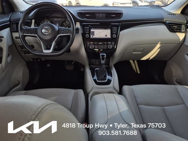 Used 2018 Nissan Rogue Sport SL w/ SL Premium Package FWD image 29