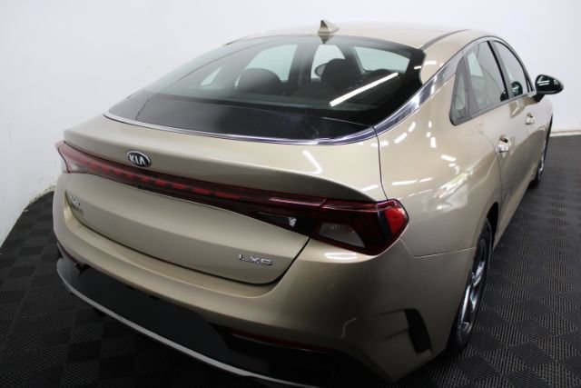 Used 2021 Kia K5 LXS FWD image 7