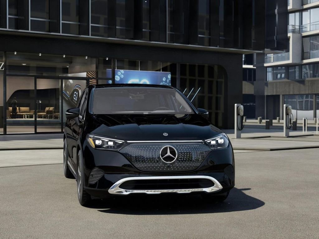 New 2026 Mercedes-Benz EQE 320+ SUV image 8
