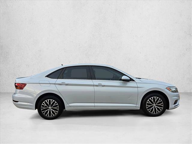 Used 2019 Volkswagen Jetta SE FWD image 4