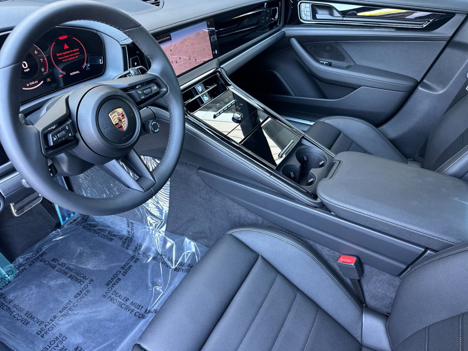 New 2025 Porsche Panamera 4 image 4