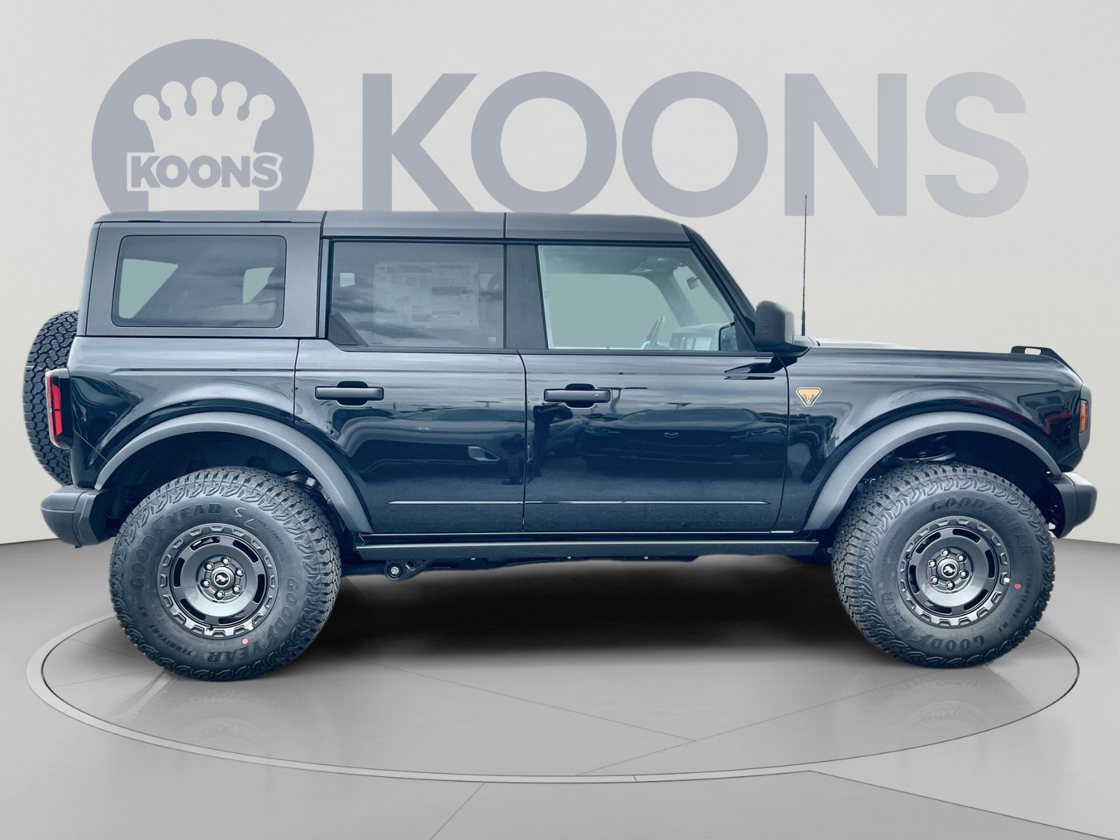 New 2025 Ford Bronco Badlands w/ Sasquatch Package AWD/4WD image 17