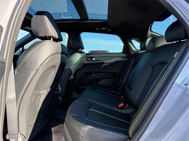 Used 2025 Kia K5 GT w/ GT1 Package image 10