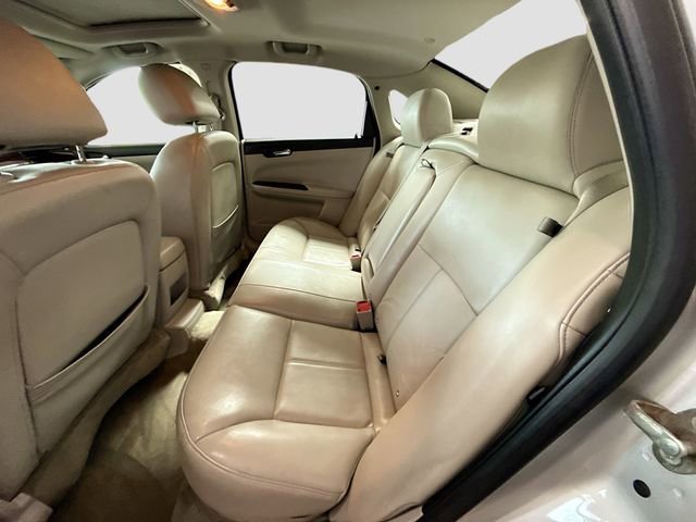 Used 2012 Chevrolet Impala LTZ FWD image 24