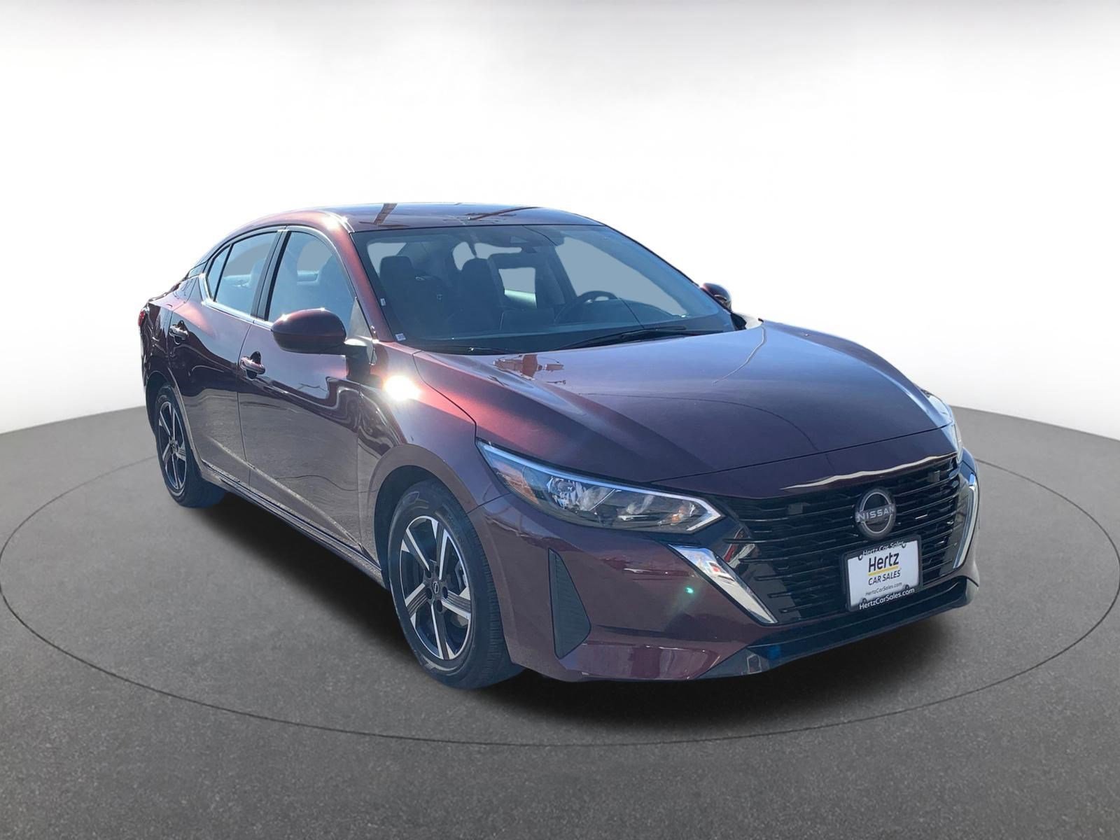 Used 2025 Nissan Sentra SV image 1