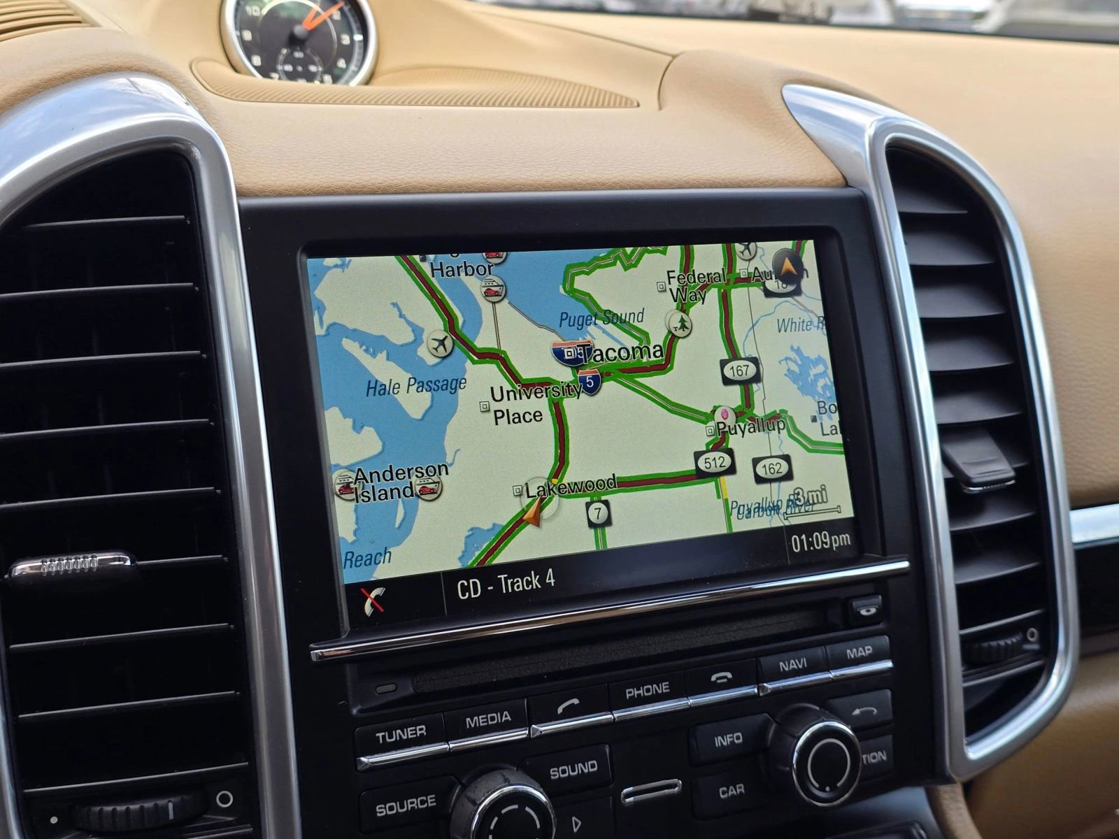 Used 2014 Porsche Cayenne AWD/4WD image 36
