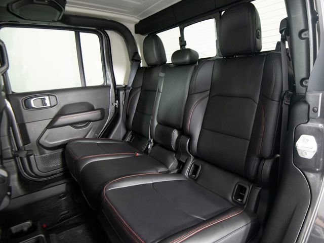 Used 2023 Jeep Gladiator Rubicon w/ Cold Weather Group image 30