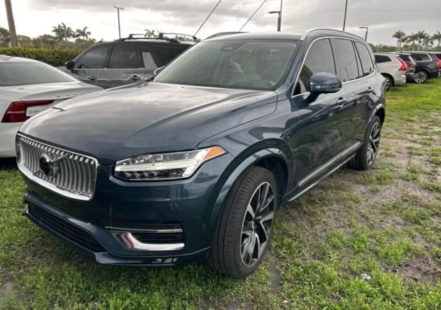 Certified 2023 Volvo XC90 B5 Plus AWD/4WD image 2