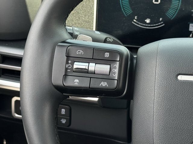 Used 2024 Hyundai Santa Fe XRT AWD/4WD image 13