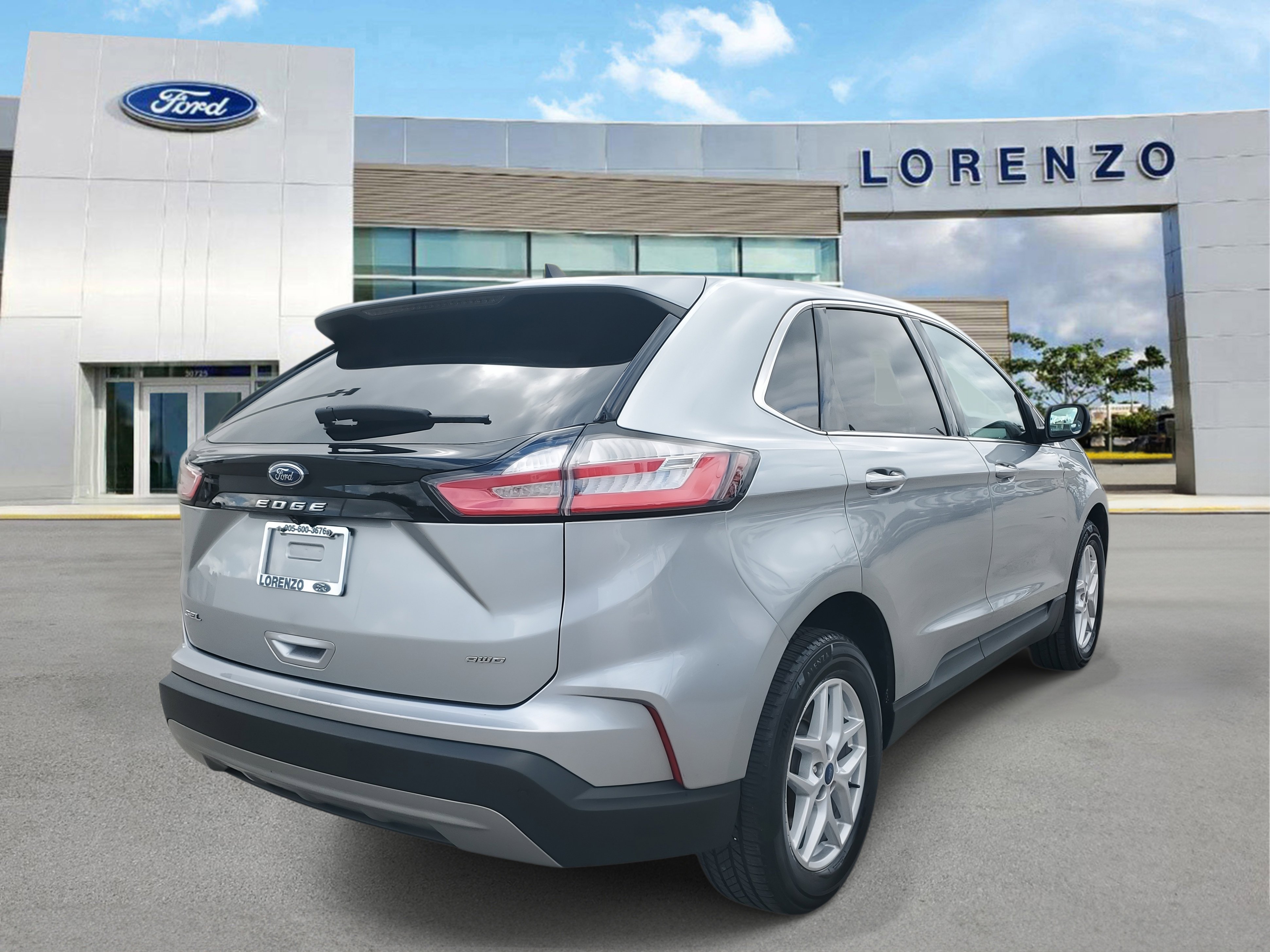 Used 2022 Ford Edge SEL image 5