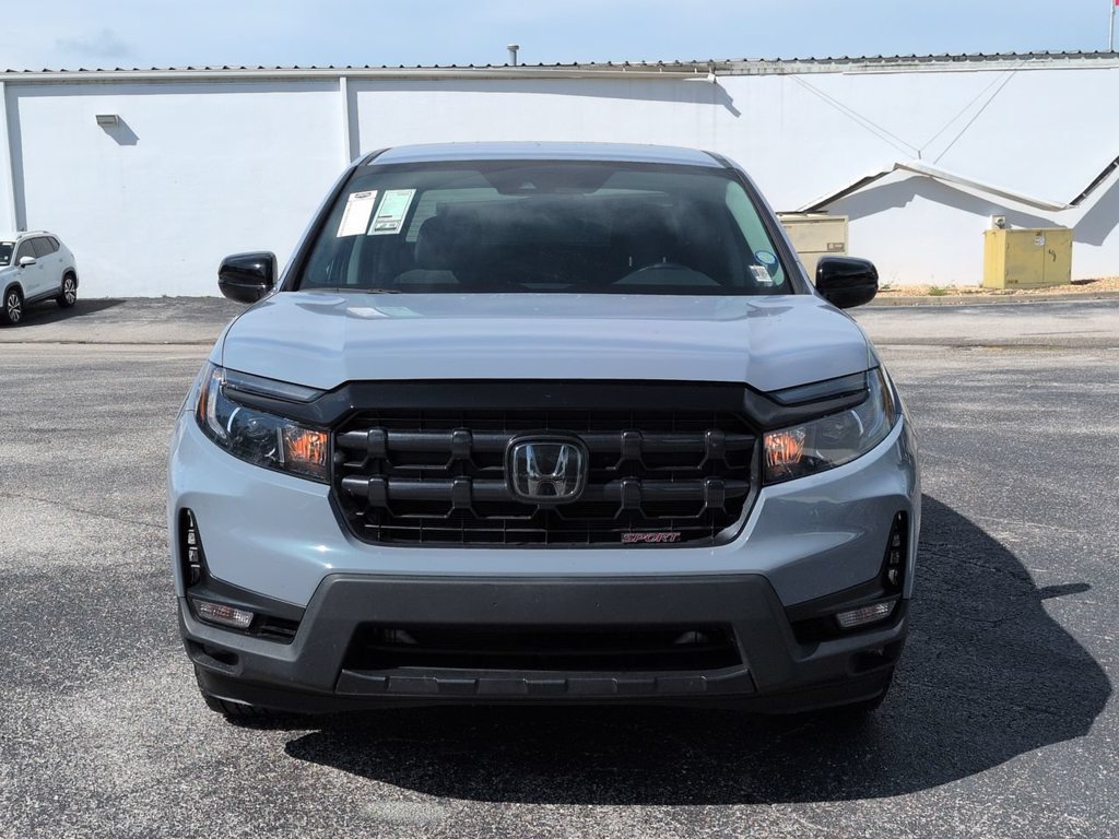 Used 2025 Honda Ridgeline Sport image 9
