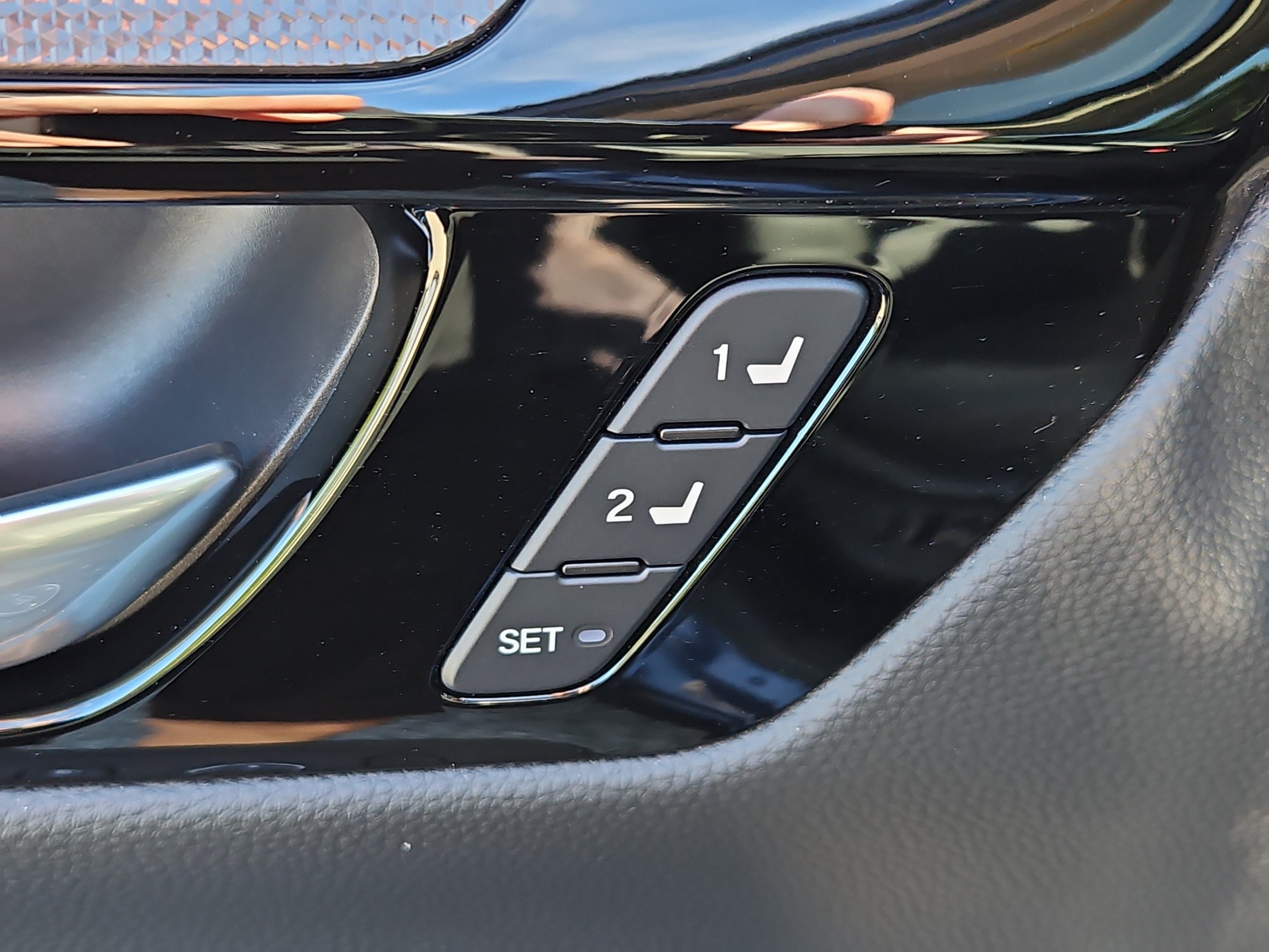 Certified 2023 Honda CR-V EX-L image 34