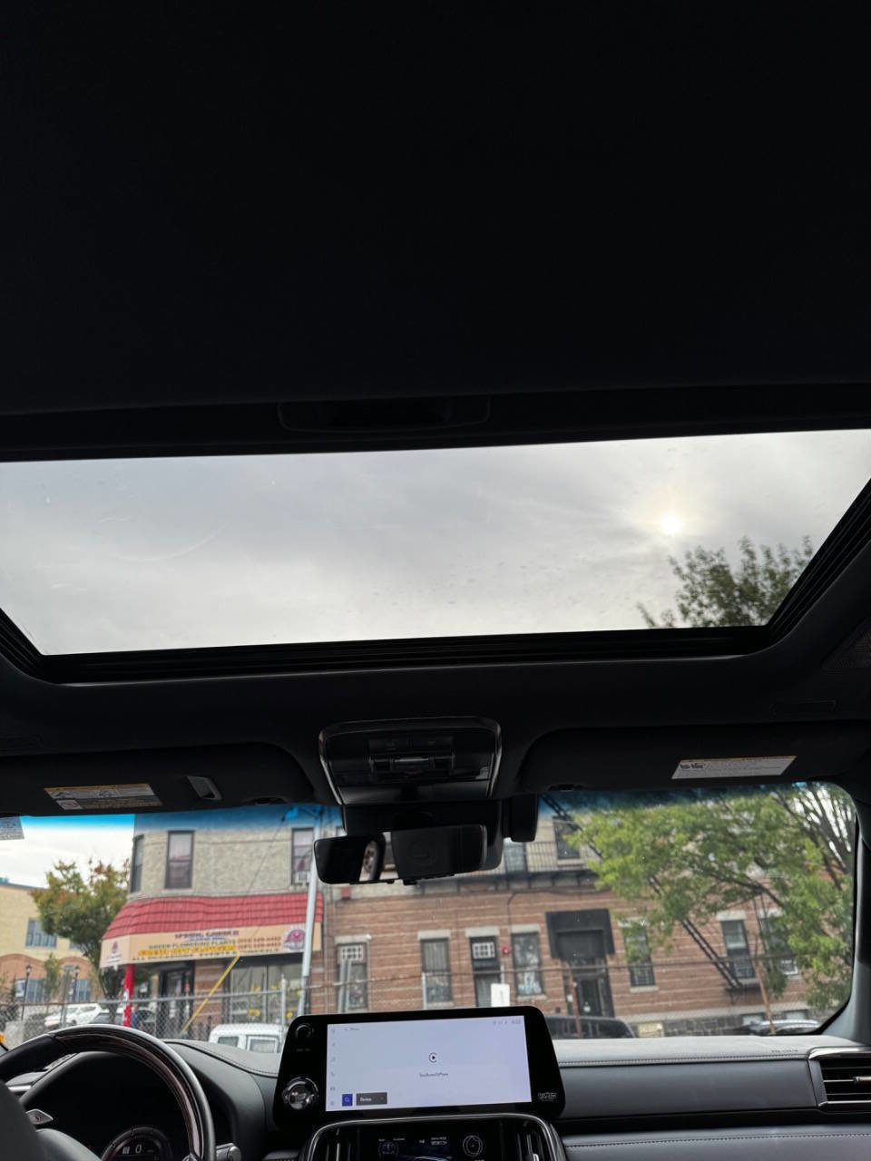 Used 2024 Lexus LX 600 4WD w/ Ultra Luxury Package image 10