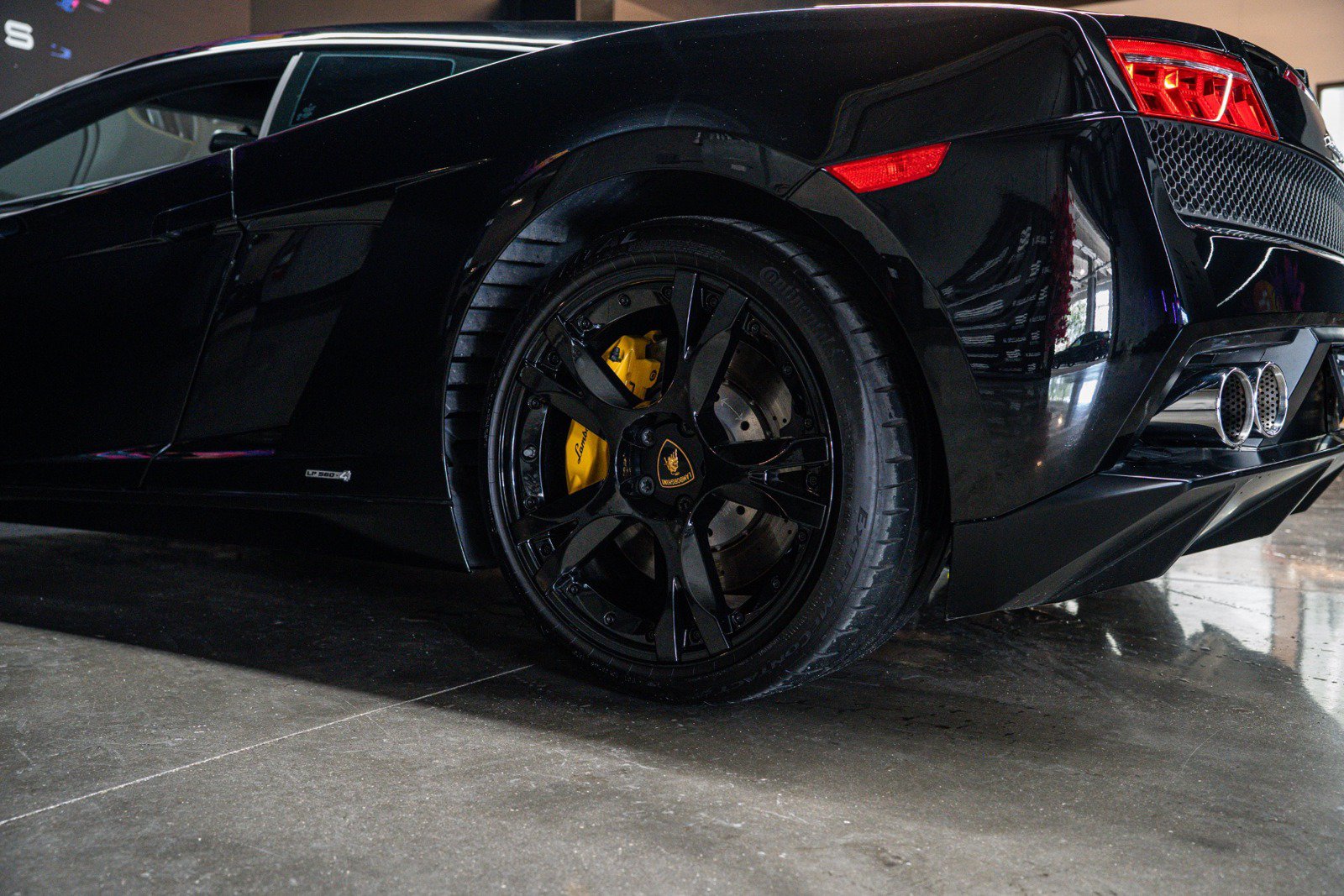 Used 2011 Lamborghini Gallardo LP 560-4 AWD/4WD image 16