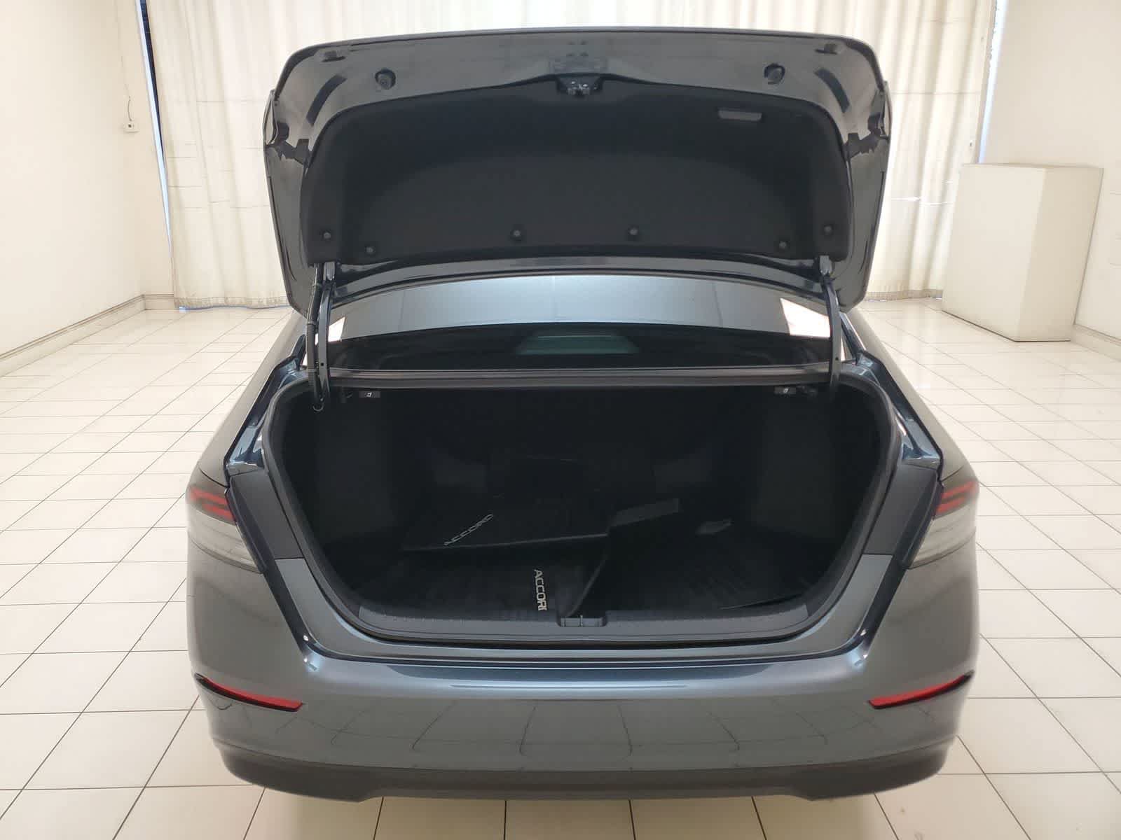 Used 2025 Honda Accord SE image 22
