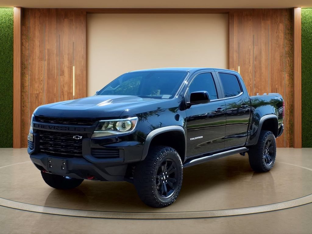 Certified 2022 Chevrolet Colorado ZR2 w/ ZR2 Midnight Special Edition AWD/4WD image 27