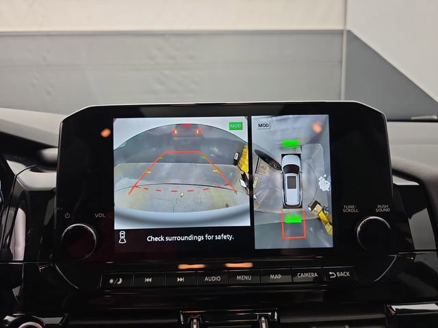 Used 2024 Nissan Pathfinder Platinum w/ Cargo Package image 28