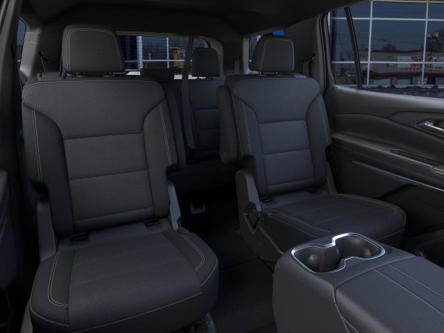 New 2027 Chevrolet Traverse LT w/ Sun and Wheel Package FWD image 17