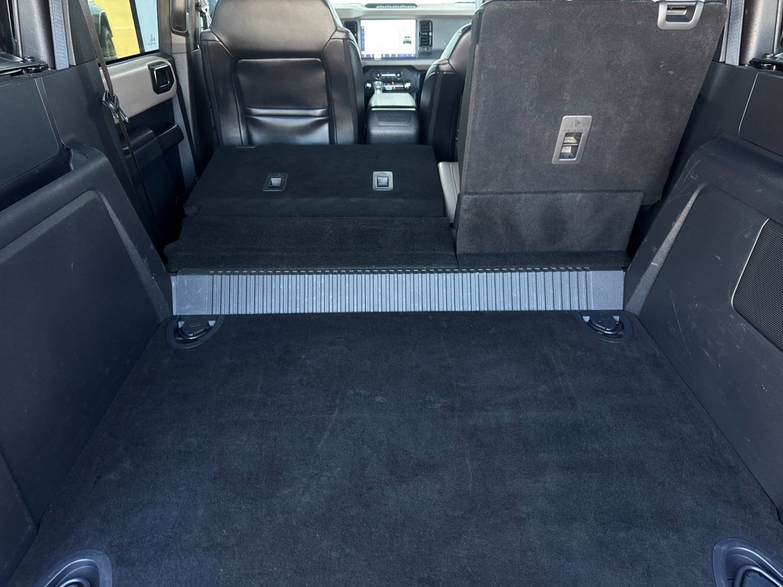 Used 2024 Ford Bronco Wildtrak AWD/4WD image 18