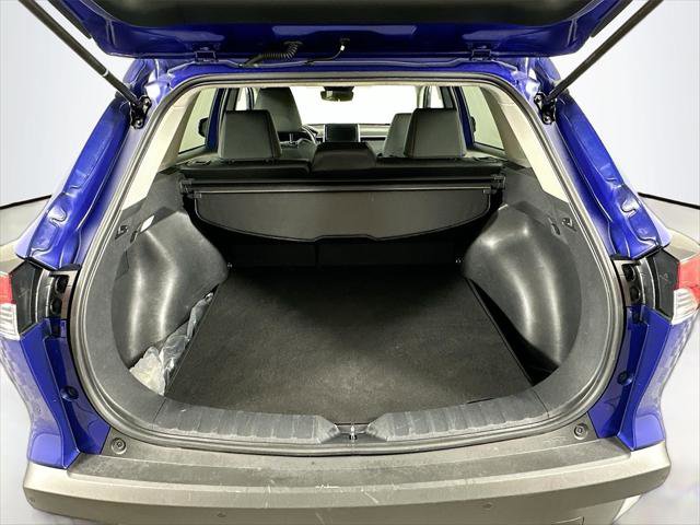 Certified 2025 Toyota Corolla Cross XLE image 25