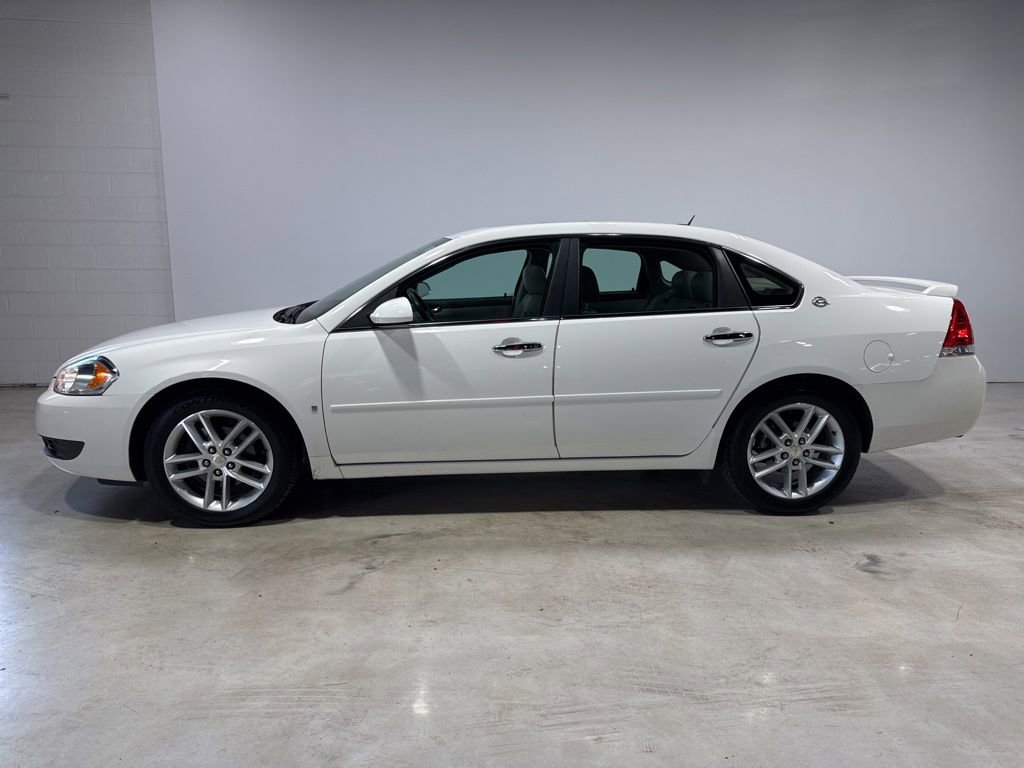 Used 2008 Chevrolet Impala LTZ FWD image 4