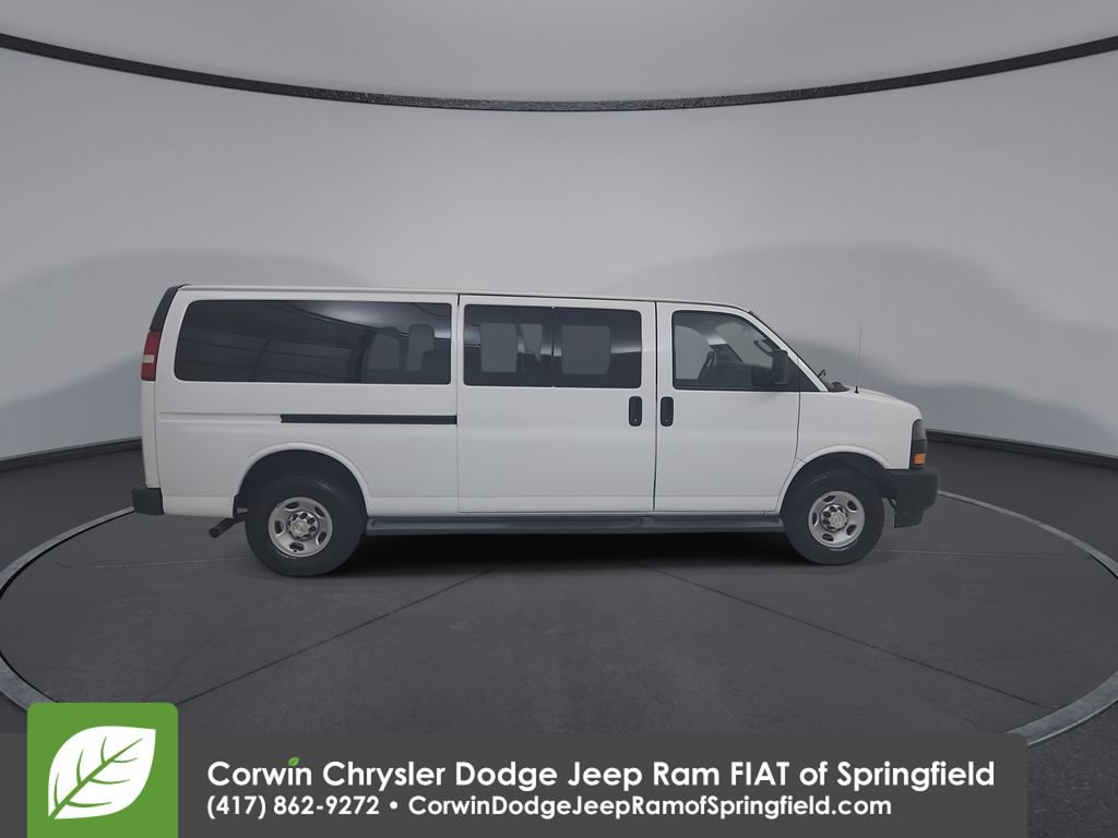 Used 2023 Chevrolet Express 3500 LS RWD image 17