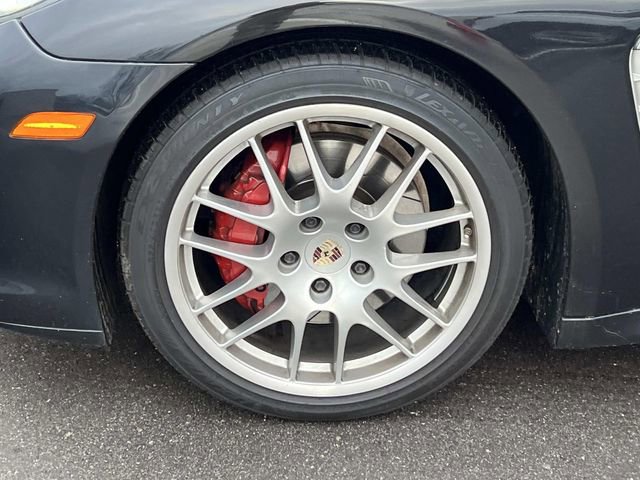 Used 2013 Porsche Panamera 4 image 8