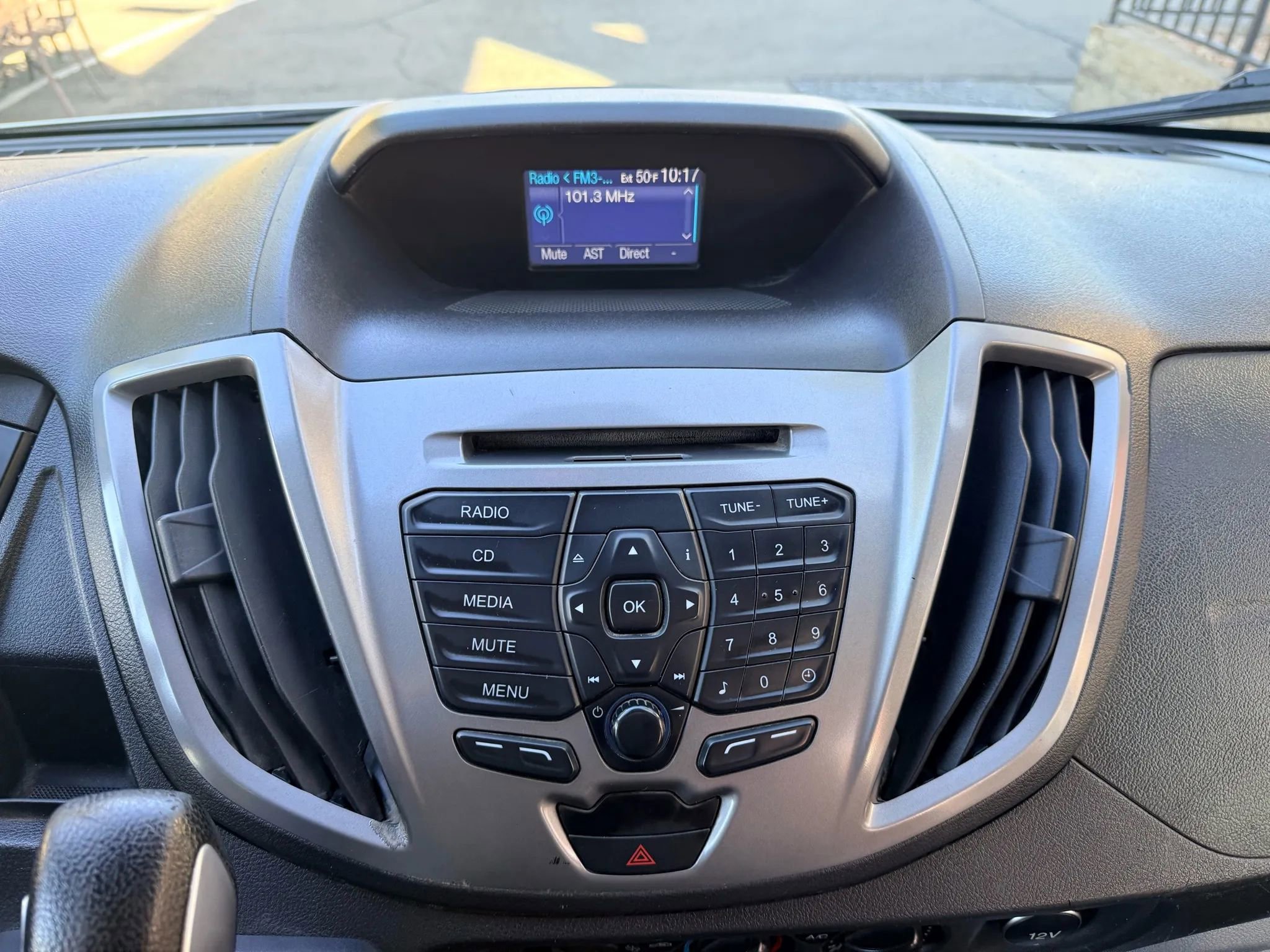 Used 2015 Ford Transit 350 XLT RWD image 19