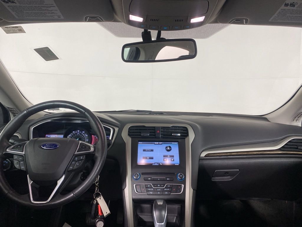 Used 2016 Ford Fusion SE w/ Equipment Group 202A image 15