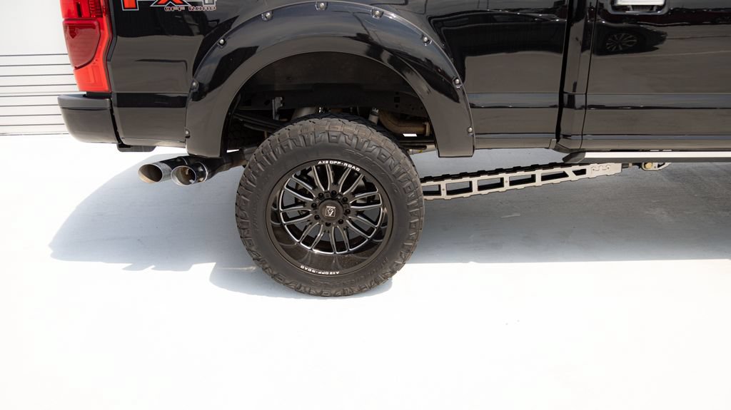 Used 2022 Ford F250 Limited w/ FX4 Off-Road Package AWD/4WD image 5
