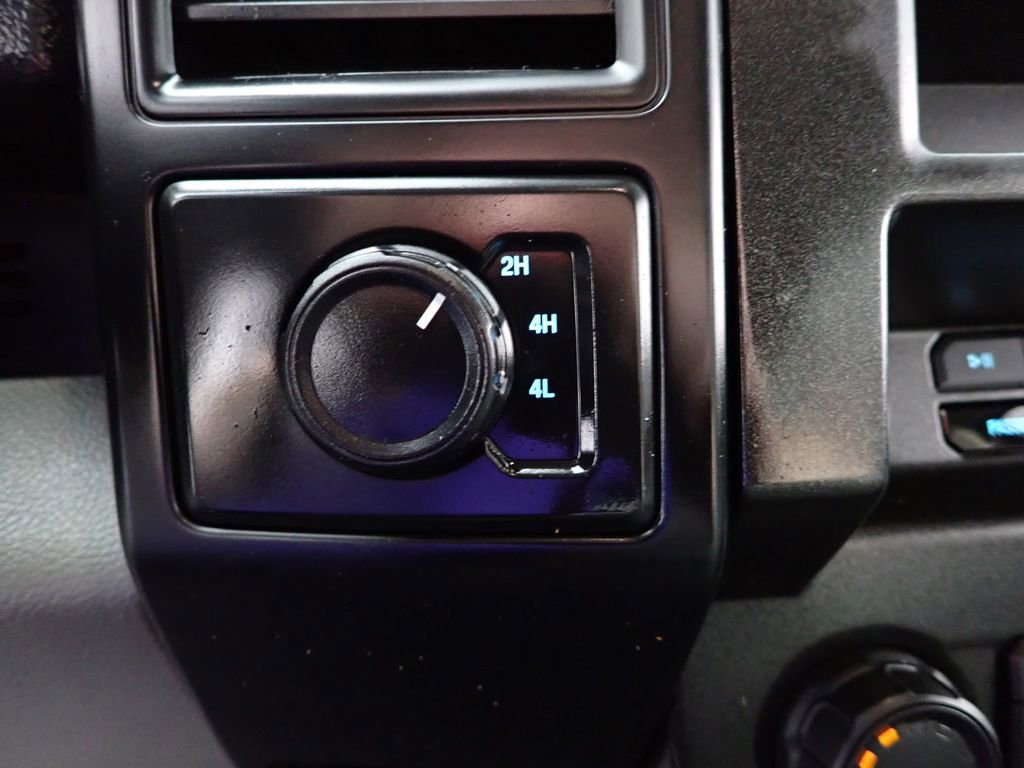 Used 2020 Ford F150 XL w/ Equipment Group 101A Mid AWD/4WD image 4