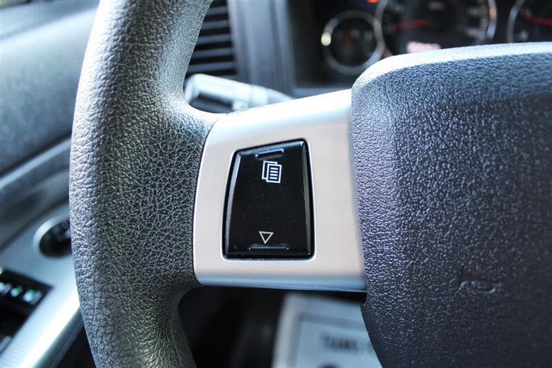 Used 2008 Jeep Grand Cherokee Laredo image 16