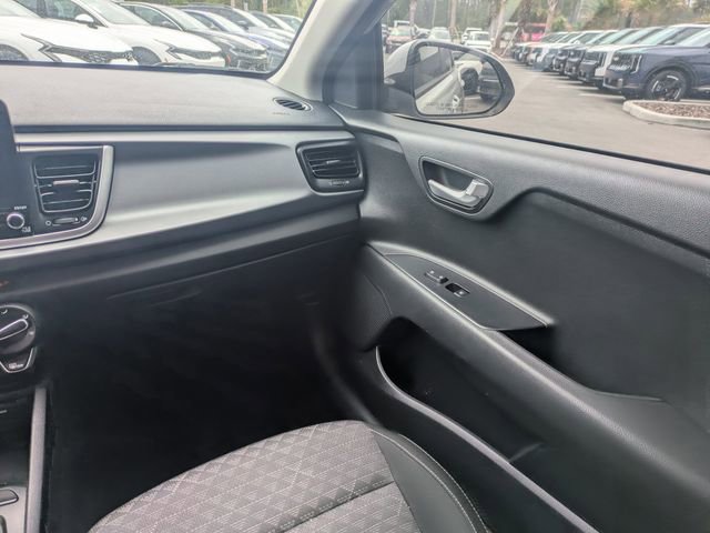 Used 2022 Kia Rio S image 17
